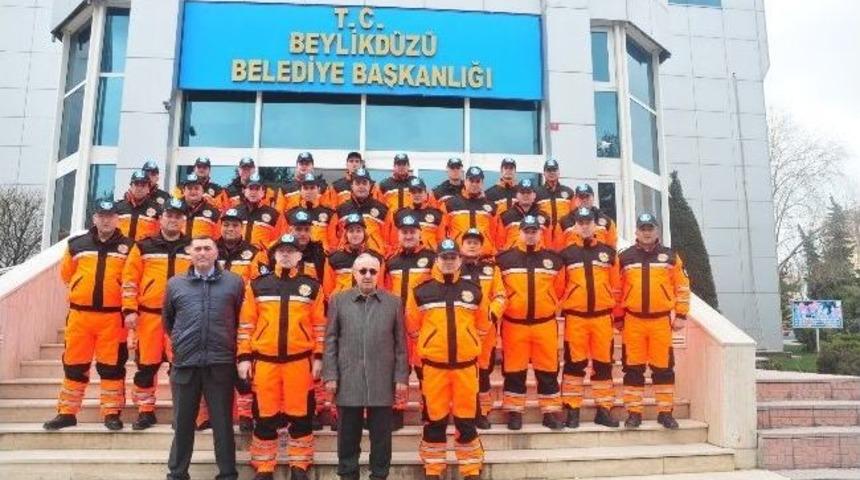 Beylikd&uuml;z&uuml;&rsquo;nde Her Mahalleye Afet G&ouml;n&uuml;ll&uuml;leri