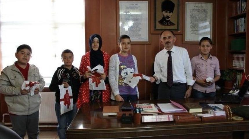 Yerk&ouml;y&rsquo;de &Ouml;ğrenciler İl&ccedil;e M&uuml;ft&uuml;s&uuml;n&uuml; Ziyaret Ederek Din G&ouml;revlileri Haftasını Kutladı