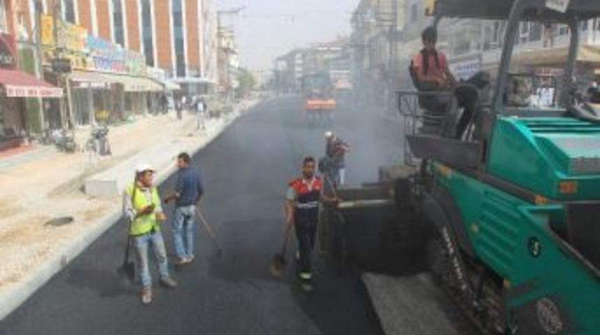 Van Belediyesi&rsquo;nden Yol Asfaltlama &Ccedil;alışması