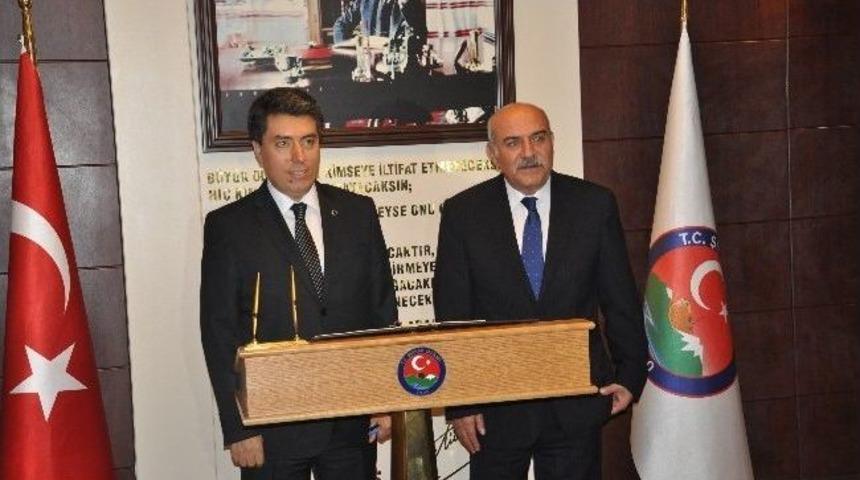 Mardin Valisi Cengiz Şırnak Valisi İpek'i Ziyaret Etti
