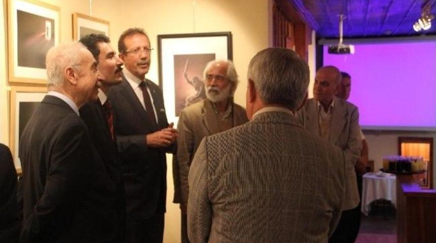 A&uuml;&rsquo;de &lsquo;adalet&ccedil;e&rsquo; Karikat&uuml;r Sergisi