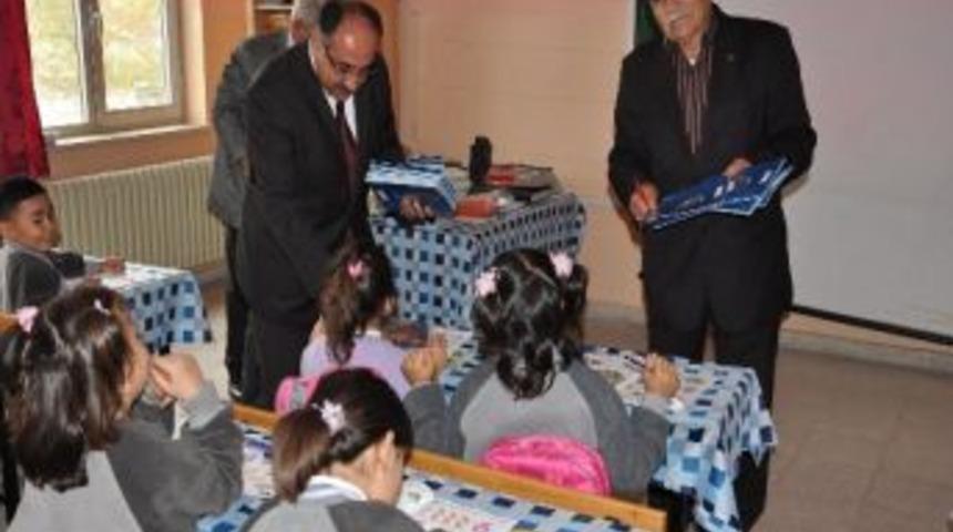 Thk Yerk&ouml;y Şubesinden &Ouml;ğrencilere Kırtasiye Yardımı