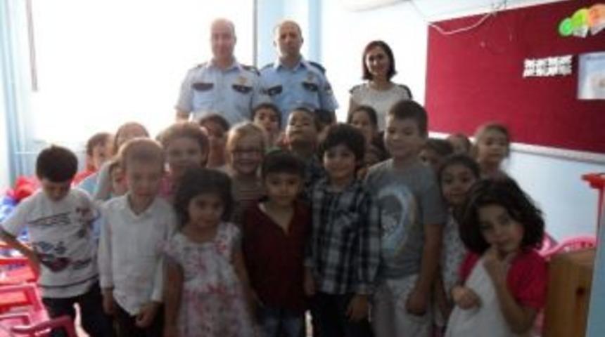 Tire Emniyet M&uuml;d&uuml;rl&uuml;ğ&uuml;nden &Ouml;ğrencilere Trafik Dersi