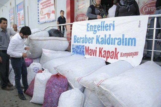 3 Köy Okulundan 1 Milyon Mavi Kapak