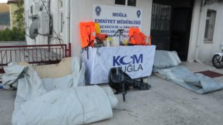 Muğla Polisi G&ouml;&ccedil;men Ka&ccedil;ak&ccedil;ılığı &Ccedil;etesini &Ccedil;&ouml;kertti