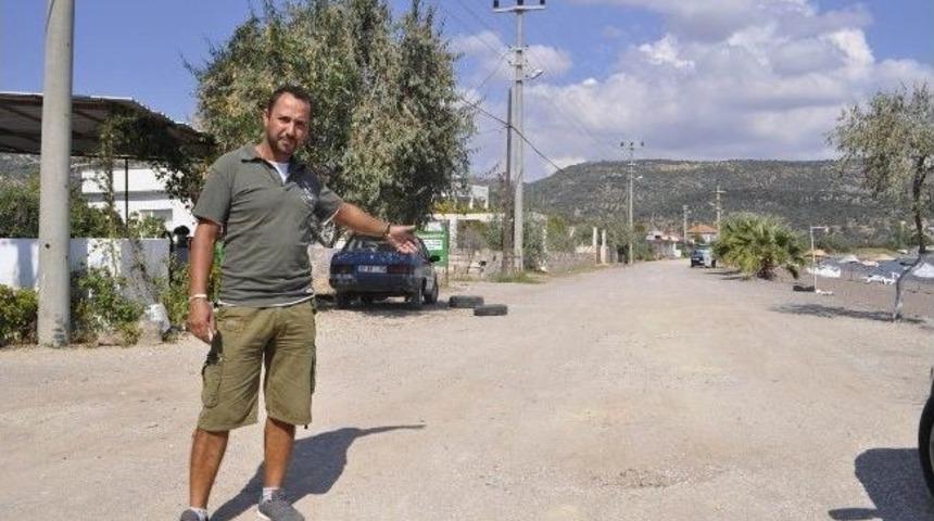 Ayvacık Sahilleri Toz Ve Topraktan Ge&ccedil;ilmiyor