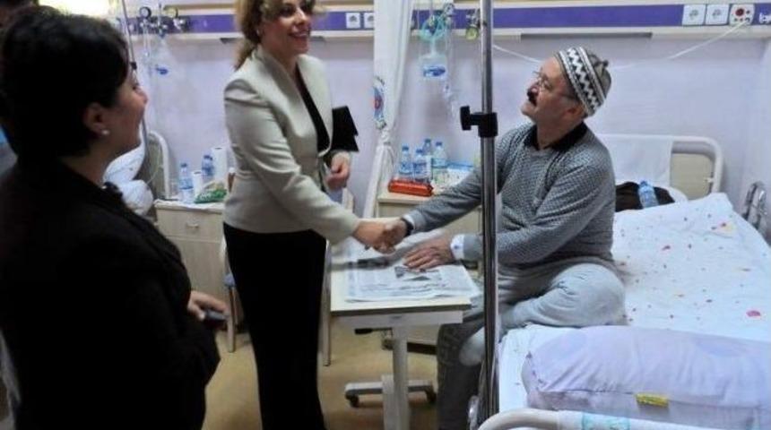 Ak Parti Kadın Kolları&rsquo;ndan Anlamlı Ziyaret