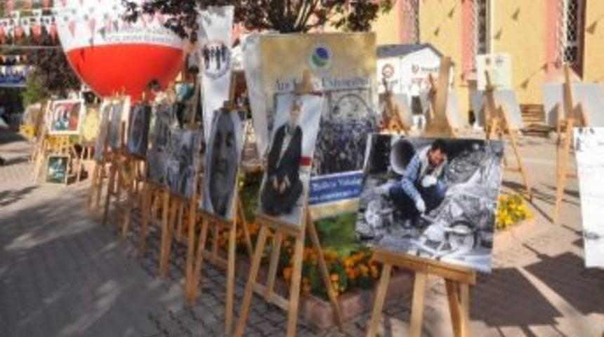 Kırşehir'de İnsan Manzaraları Sergisi A&ccedil;ıldı