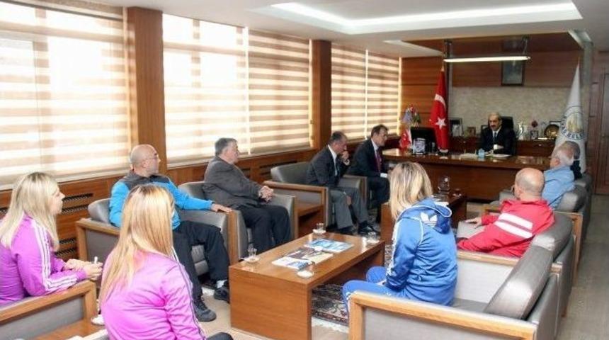 Spor Camiasından Başkan &Uuml;rg&uuml;p&rsquo;e Teşekk&uuml;r Ziyareti