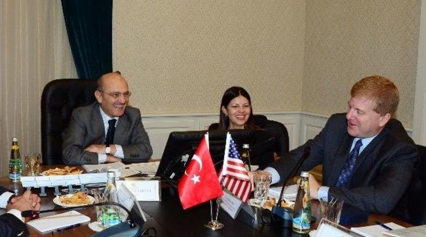 Bakan Bayraktar: &ldquo;bizimle &Ccedil;alışan Yatırımcının Başı Tavana Vurur&rdquo;