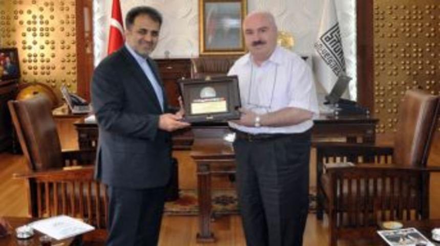 D-8 &Uuml;lkeleri Arasındaki Ticaret Hacmi 16 Yılda 10 Kat Arttı