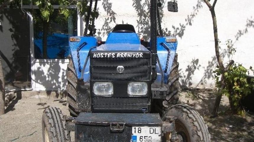 Narman Da Trakt&ouml;re İlgin&ccedil; Yazı