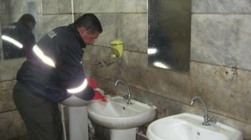 Develi&rsquo;de Camiler Pırıl Pırıl Oldu