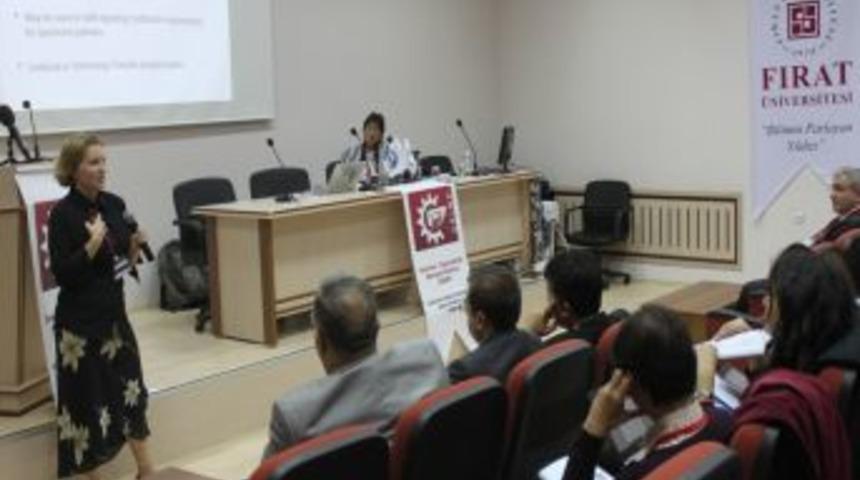 F.&Uuml;.'de 'Teknoloji Transferi Temelleri Eğitimi' Başladı