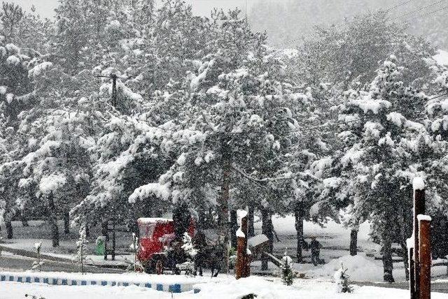 Abant Beyaz Gelinliğini Giydi 2