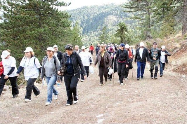 Karag&ouml;l&rsquo;de Obezite İle M&uuml;cadele Y&uuml;r&uuml;y&uuml;ş&uuml; Yapıldı 1