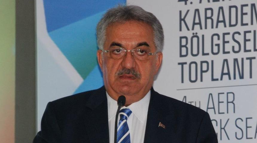 Bakan Yazıcı: D&uuml;nya T&uuml;ketilecek Nesne Gibi G&ouml;r&uuml;ld&uuml;