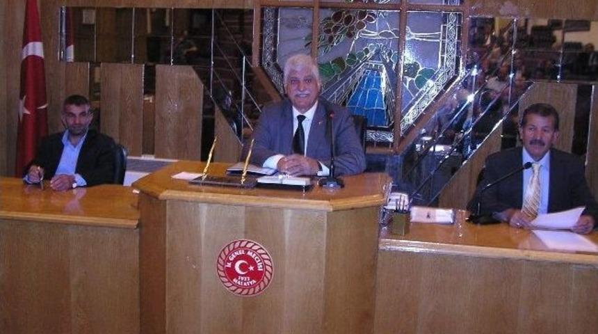 Naci Şavata: &ldquo;aday Adayları İ&ccedil;in Fısıltı İddilarına Kanmayın&rdquo;