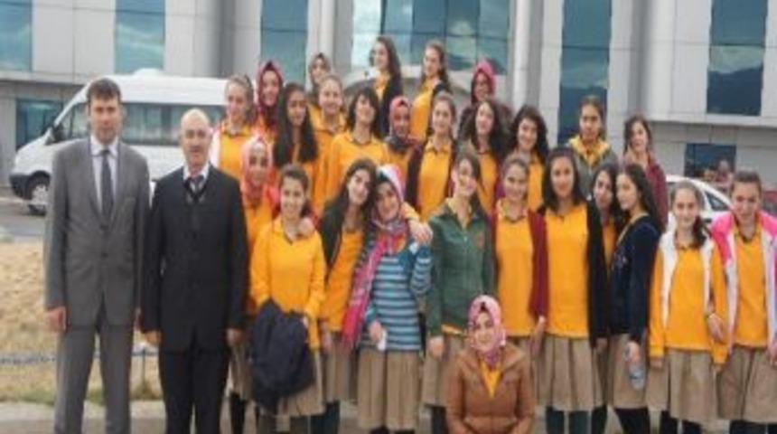 &Ouml;zel Aziziye Anadolu Sağlık Meslek Lisesi &Ouml;ğrencileri Şifa Hastanesini Ziyaret Etti