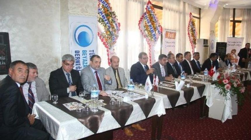 Beyazay Kilis Şubesi&rsquo;nin A&ccedil;ılışında Tekerlekli Sandalye Dağıtıldı