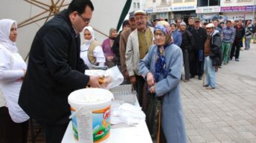 Sındırgı&rsquo;da Kazalara Karşı Lokma Hayrı Yapıldı