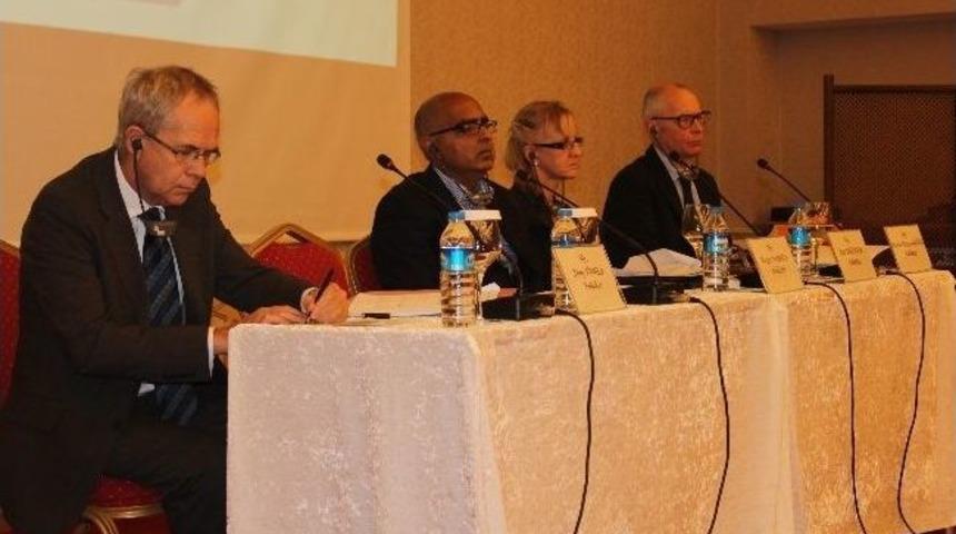 Diyarbakır Barosu &Ccedil;apraz Sorgu Semineri D&uuml;zenlendi