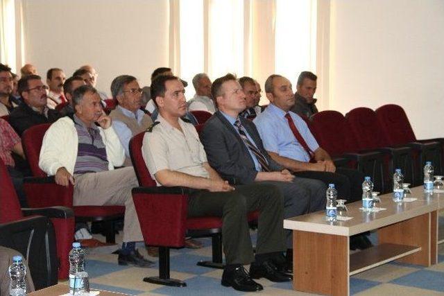 Mut’ta Öğrenci Servis Sürücülerine Eğitim Semineri