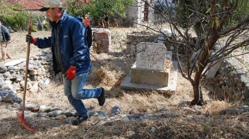 Camilere Temizlik Ve Bakım Seferberliği