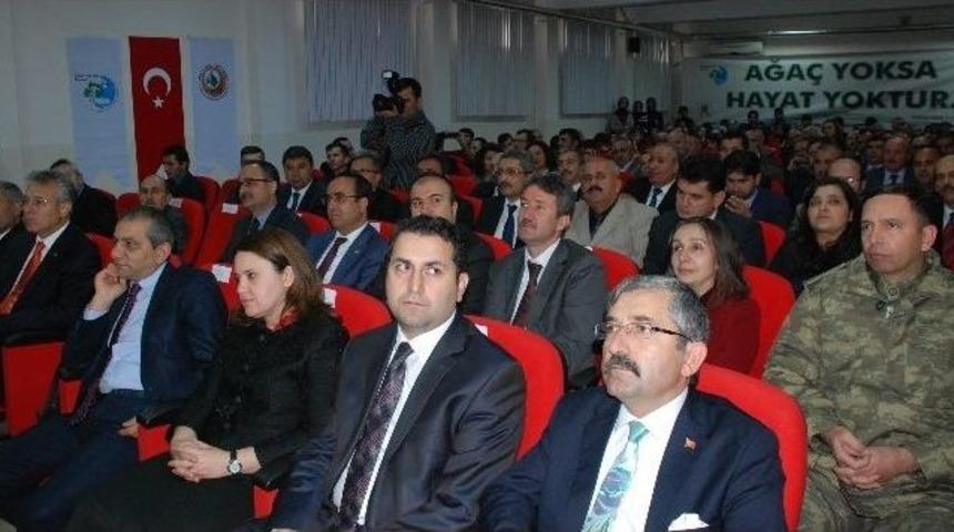 Bakan Eroğlu, 'okullara &Ccedil;ardak Yapılması' Talimatı Verdi