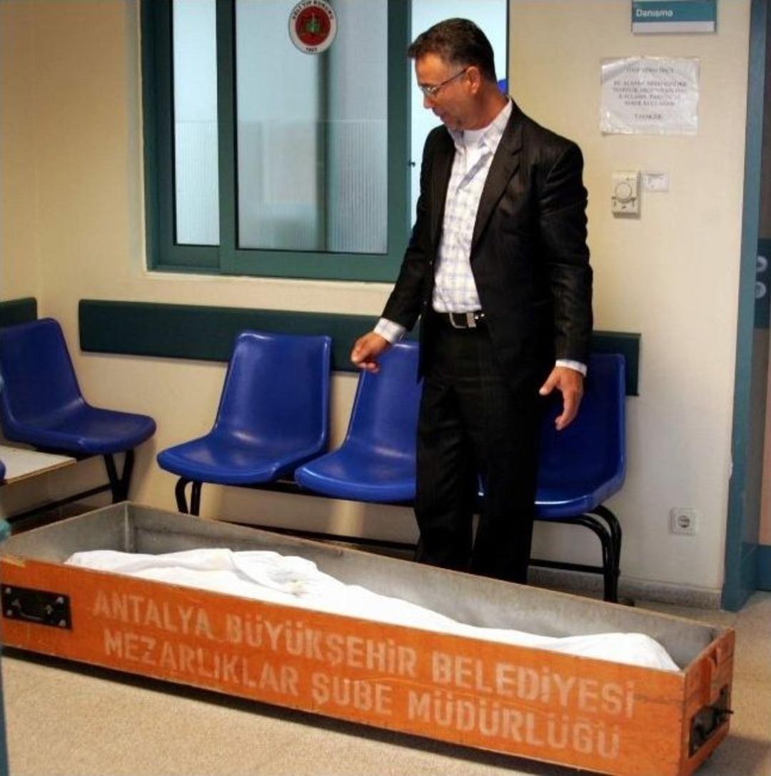 Tanbay'ın &Ouml;l&uuml;m Nedeni Kırılan Dişlerinin Boğazına Ka&ccedil;ması