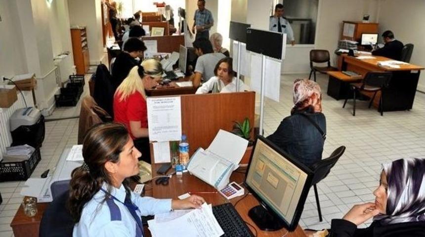 Pasaport Şube M&uuml;d&uuml;rl&uuml;ğ&uuml;&rsquo;nde Yoğun Mesai