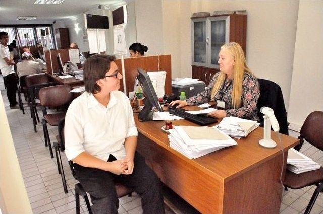 Pasaport Şube M&uuml;d&uuml;rl&uuml;ğ&uuml;&rsquo;nde Yoğun Mesai 1