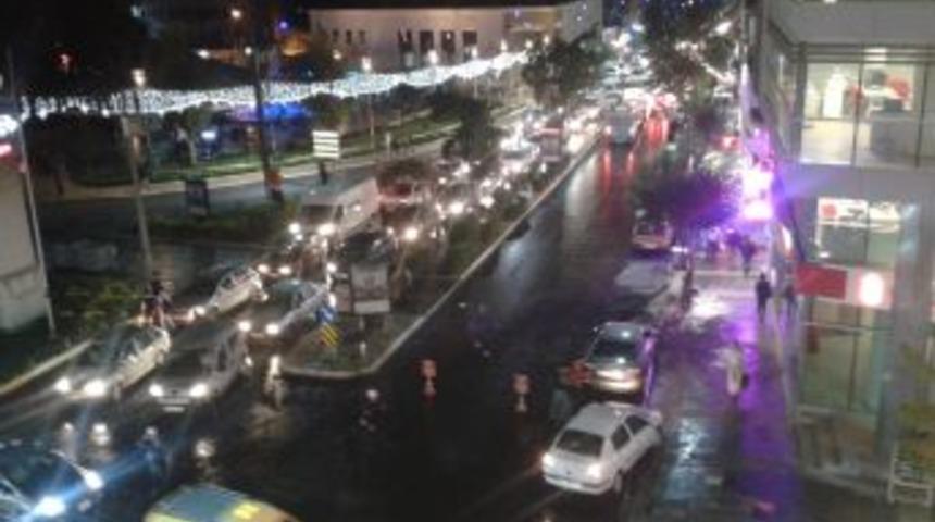 Elazığ'da Yapılan Zamansız Asfalt Tepki Topluyor