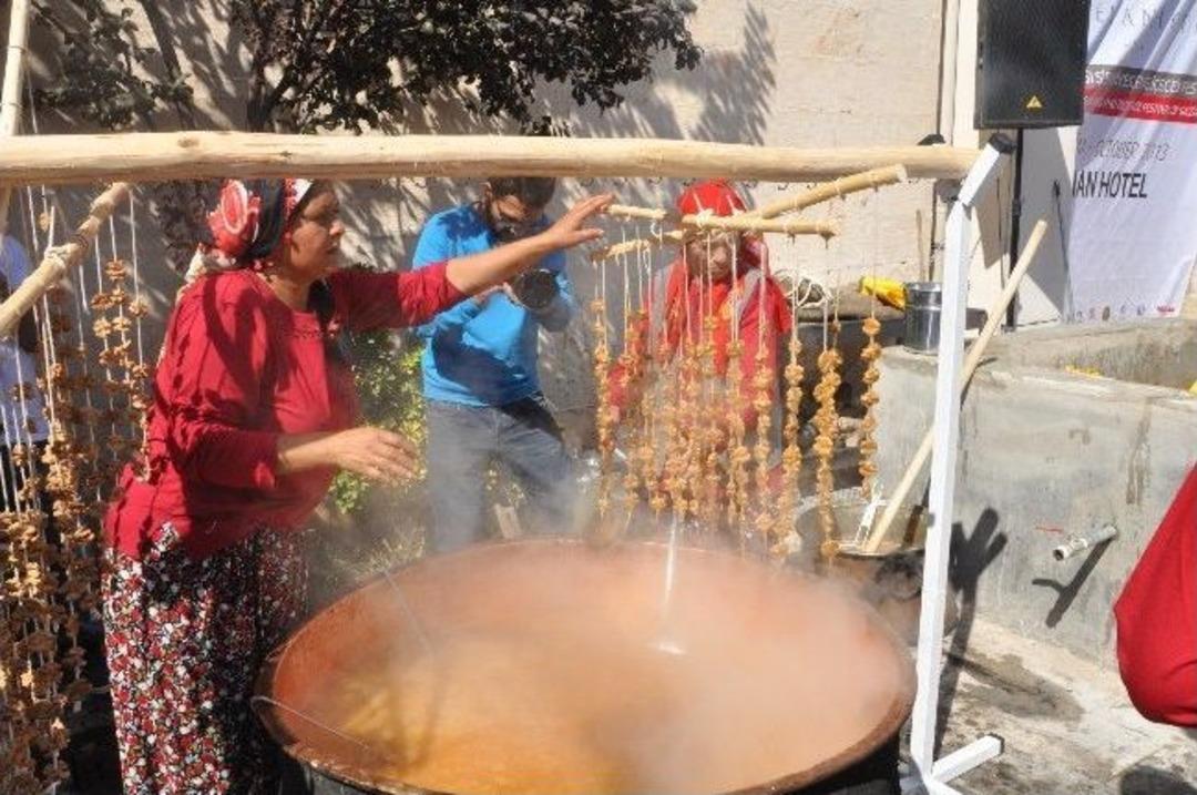 1. Uluslar Arası Şirehan Yiyecek Ve İ&ccedil;e&ccedil;ek Festivali A&ccedil;ılışı Yapıldı