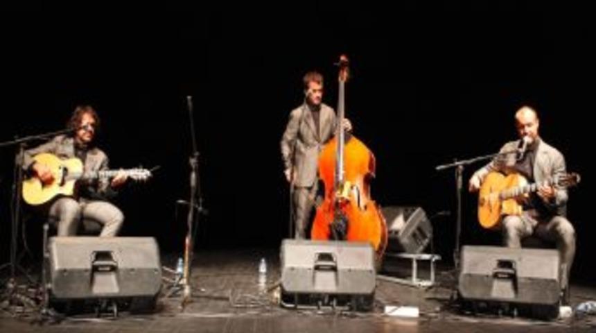 Caz&rsquo;ın Yeni Adı The Lost Fingers Nil&uuml;fer&rsquo;i Coşturdu