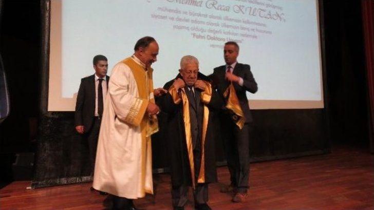 Recai Kutan’a Fahri Doktora Unvanı G2