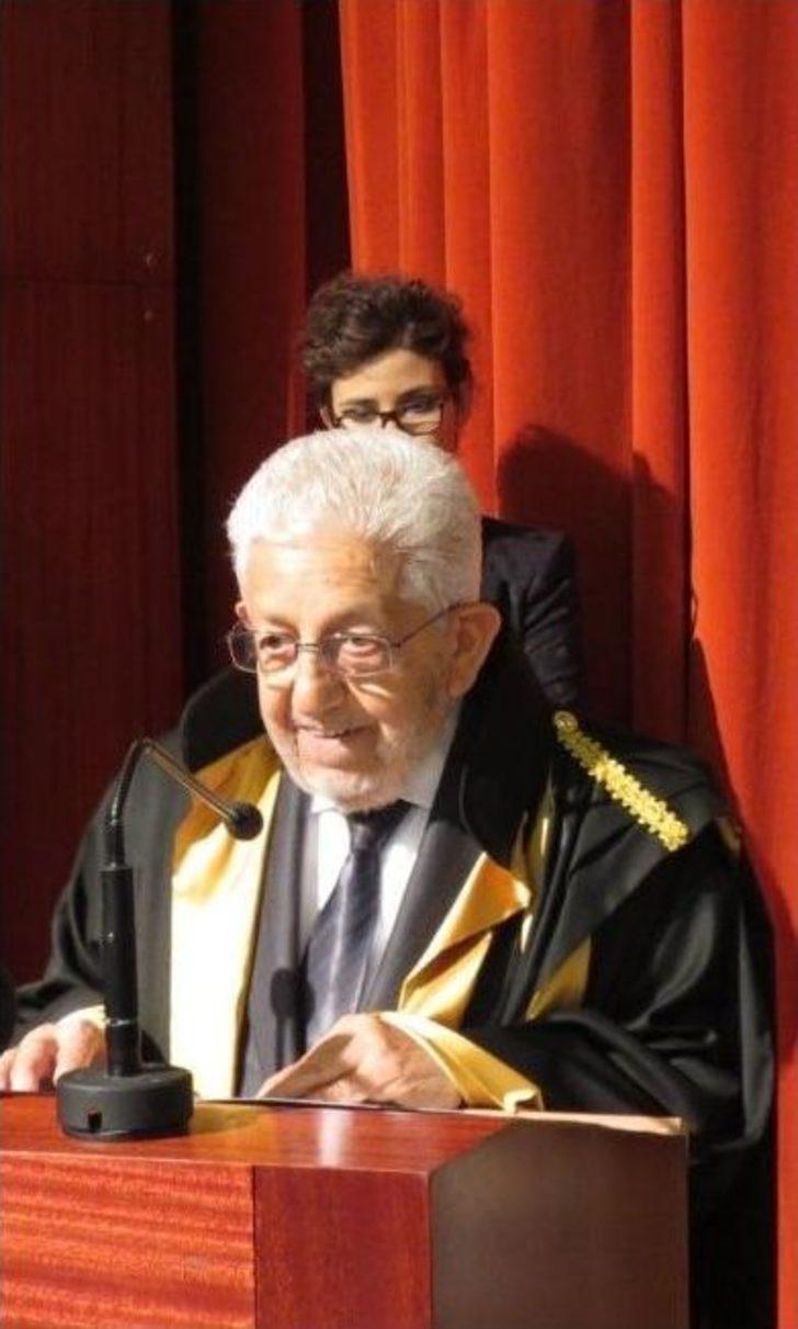 Recai Kutan’a Fahri Doktora Unvanı G4