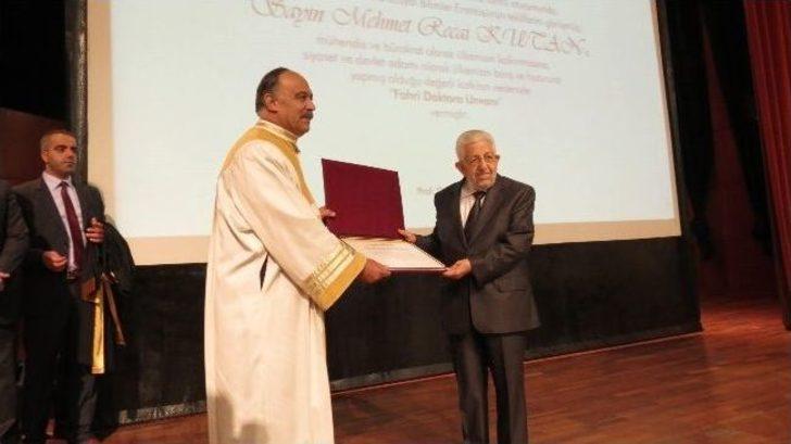 Recai Kutan’a Fahri Doktora Unvanı G5