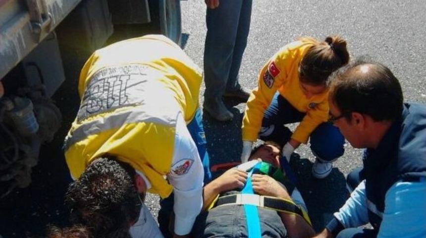 S&ouml;ke&rsquo;de Kaza: 2 Yaralı