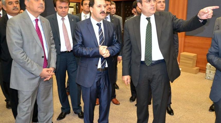 AK Partili &Uuml;Nal: Tezkerenin Amacı Sınır Ve B&ouml;lge G&uuml;venliği