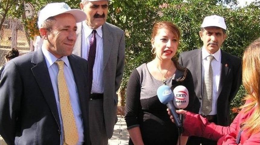 Kimsesiz &Ccedil;ocuklar İle Kimsesiz Hayvanlar Buluşturuldu