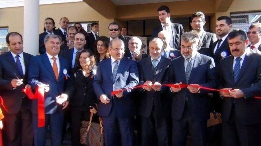 Mng Kargo Erciş&rsquo;e 18 Derslikli Okul Yaptı