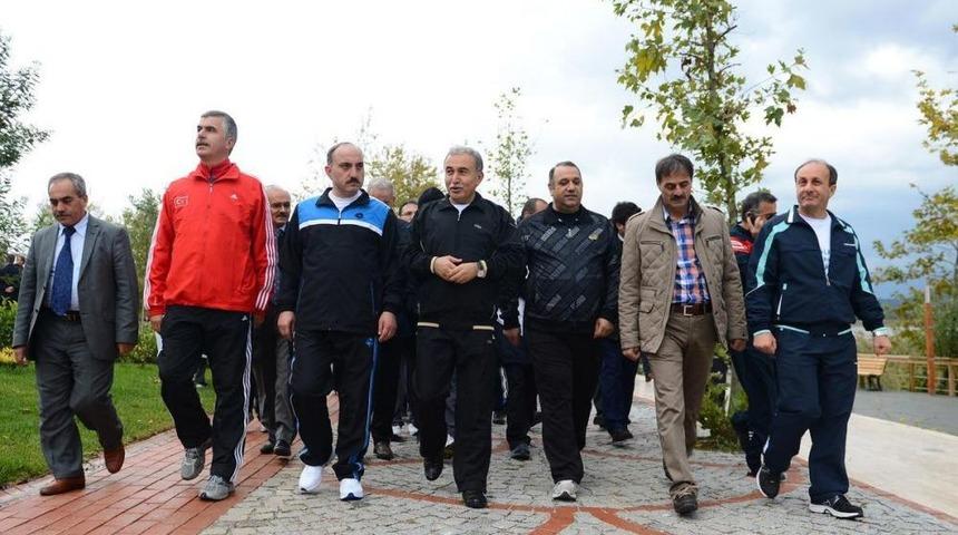 D&uuml;nya Y&uuml;r&uuml;y&uuml;ş G&uuml;n&uuml;