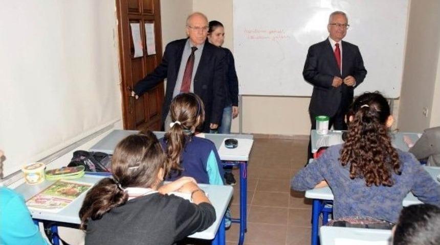 Bandırma Eğitim Destek Evi 120 &Ouml;ğrenciye Eğitim Veriyor