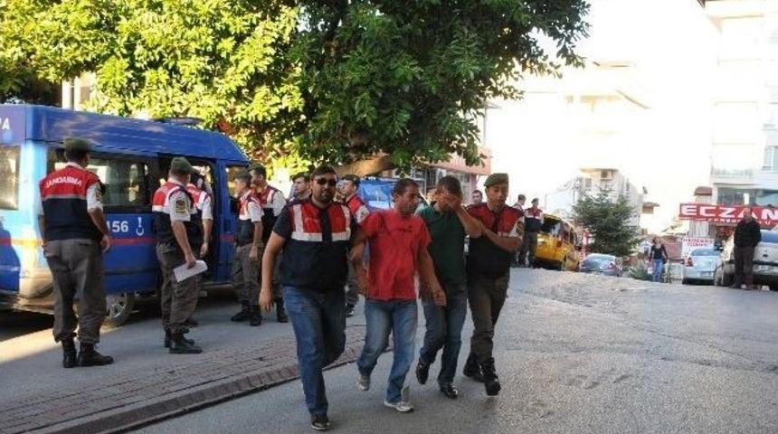 Alanya'da 8 Zehir Taciri Tutuklandı