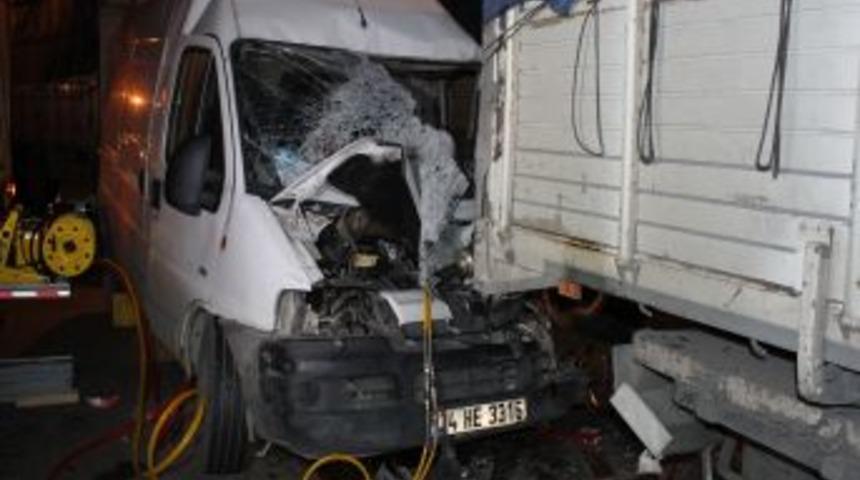 Dur ihtarına uymayan s&uuml;r&uuml;c&uuml; vurularak etkisiz hale getirildi