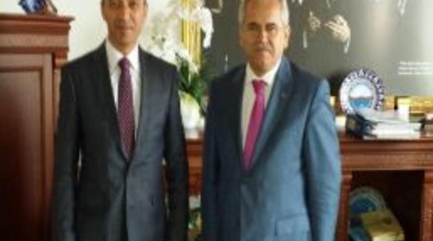 Edirne Basın-yayın Ve Enformasyon İl M&uuml;d&uuml;r&uuml;'nden İl M&uuml;ft&uuml;s&uuml;ne Ziyaret