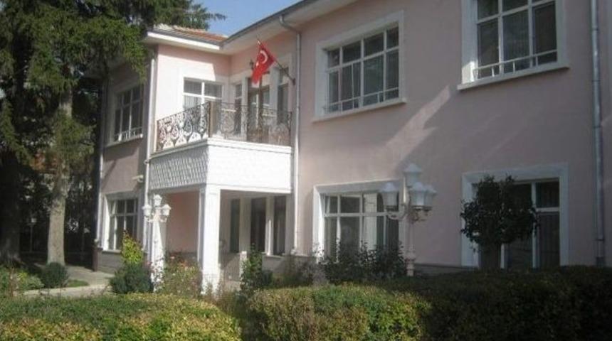 İl &Ouml;zel İdaresi'nden Ertaş'a Vefa &Ouml;rneği