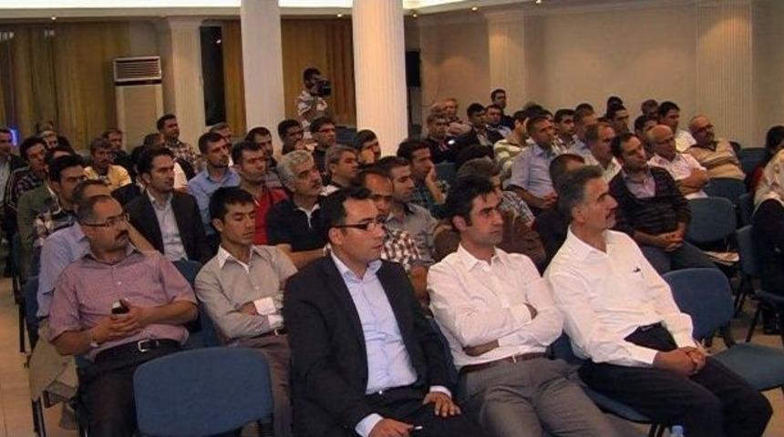 &Ouml;zg&uuml;r Eğitim-sen&rsquo;den,&rsquo;t&uuml;rkiye&rsquo;de, Kamu Sendikacılığı&rsquo; Konulu Panel