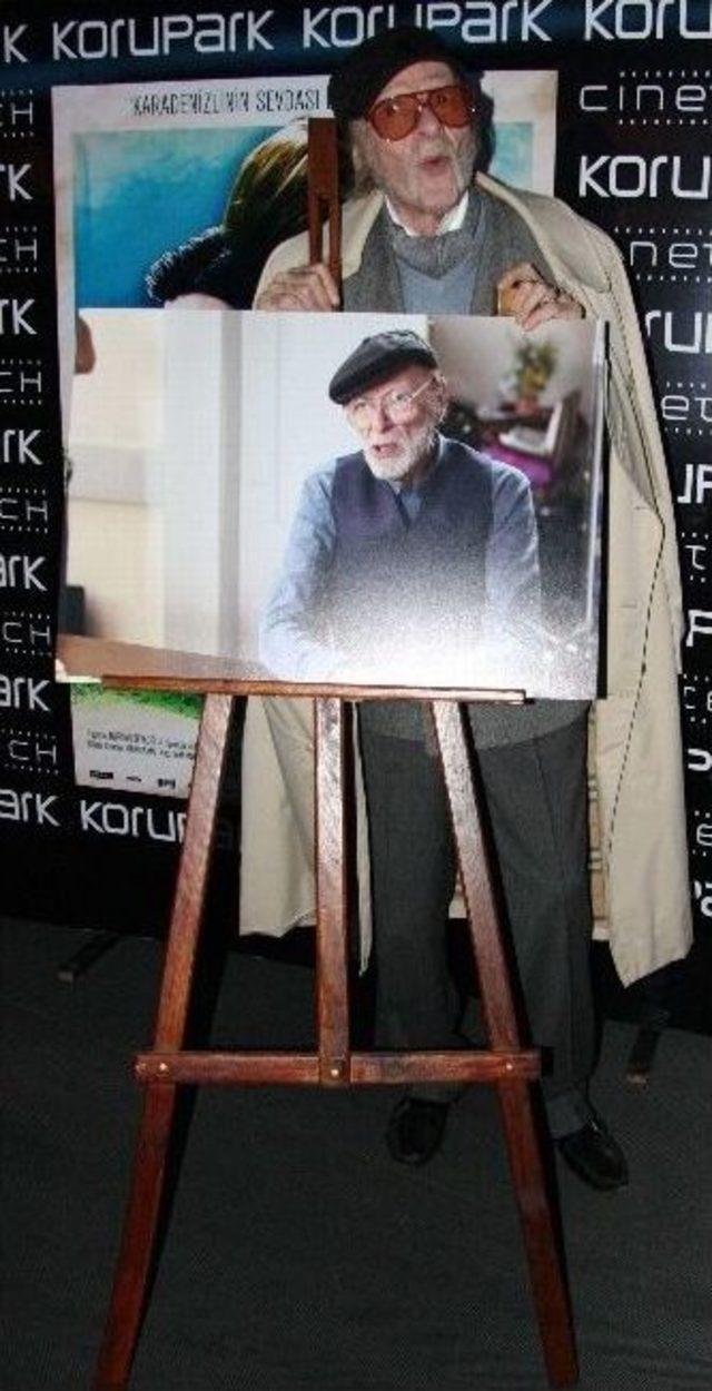 "&ouml;yle Sevdim Ki Seni" Filminin Galası Bursa&rsquo;da Yapıldı 1